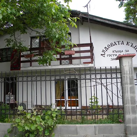 Dyadovata Kashta Vendégház Aranyhomok